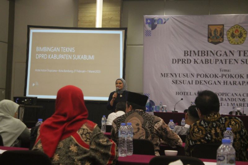 Suasana BIMTEK-DPRD