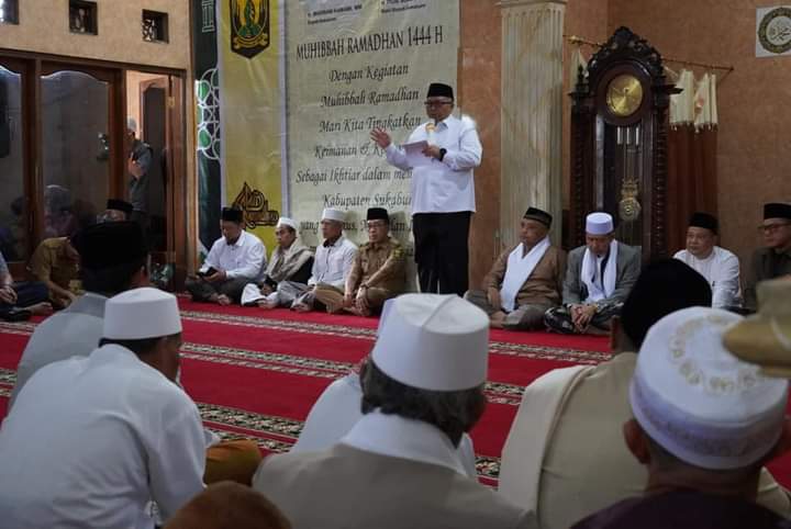 MARWAN Hamami dalam Muhibah Ramadan di Sukalarang. Foto : Ist
