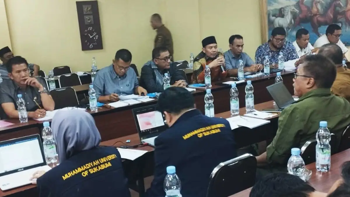 Pansus III DPRD Kabupaten Sukabumi Lakukan Rapat Ekspose naskah akademik Raperda PDRD. (Sumber : Istimewa)