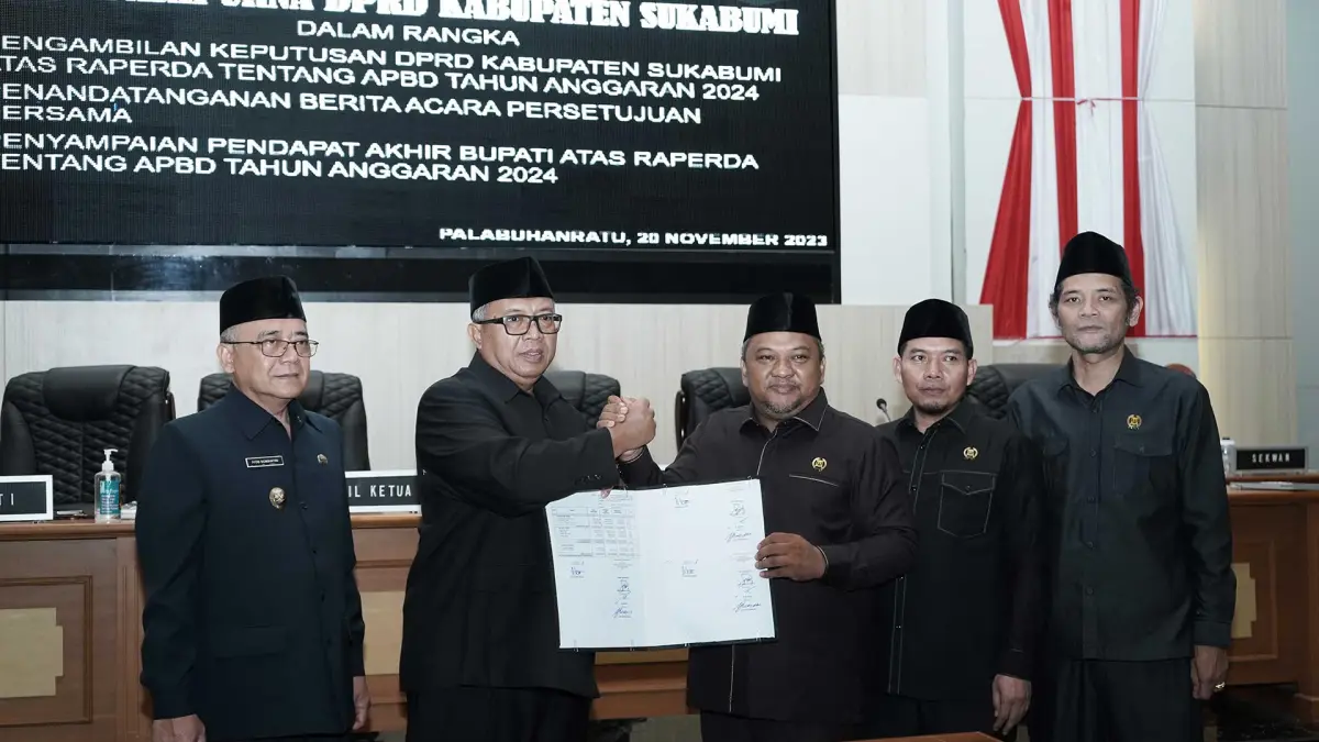 DPRD Kabupaten Sukabumi dan Pemda sepakati Raperda APBD 2024. (Sumber : Dok. DPRD)