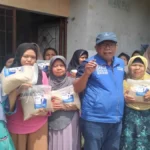 Heri Antoni, Anggota DPRD Kabupaten Sukabumi F-PAN saat kunjungan dan sapa warga di Sukamanah Cisaat